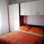 In Insel Rab 17562 Appartamento