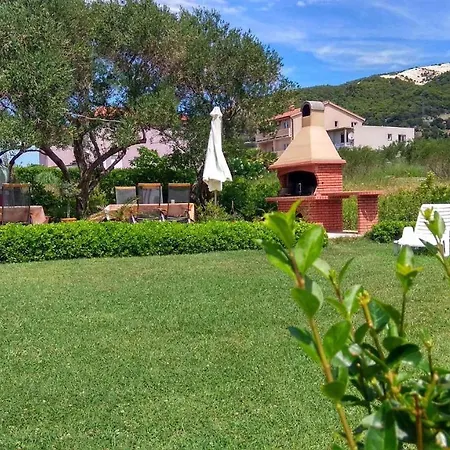 Apartment In Insel Rab 17562