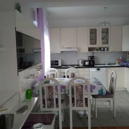 In Insel Rab 17562 * Banjol